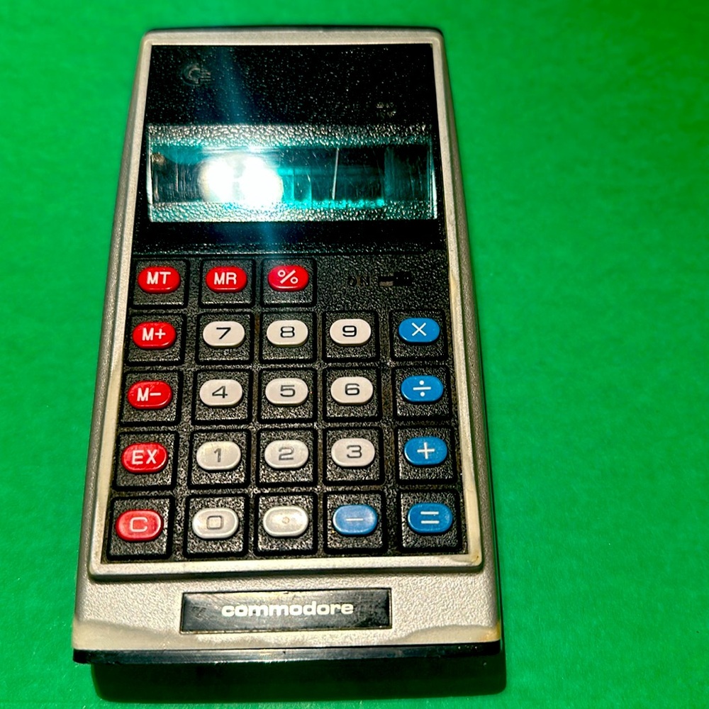 Vintage Commodore Pocket Electronic Calculator, Model GL-997R, Circa 1975.